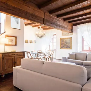 Appartement Palazzo Del Pero Luxury Attic - Bymyhomeincomo, Côme